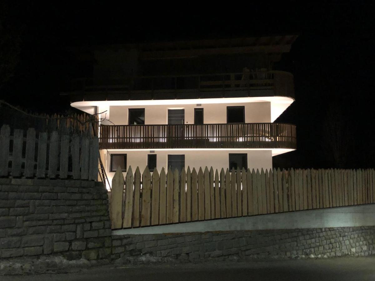 Lara Laerche * Castelrotto